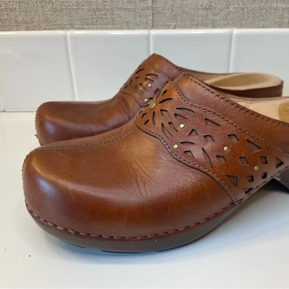 Leather Dansko Clogs - Picture 7 of 8